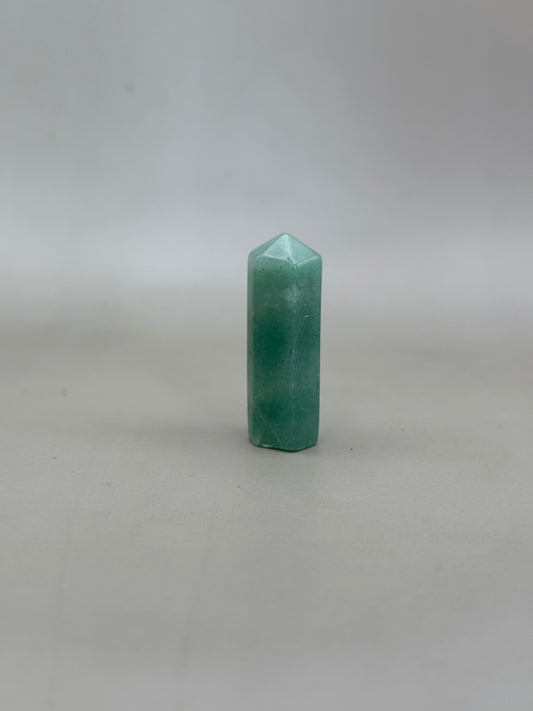 Punta generador de mineral de Cuarzo verde