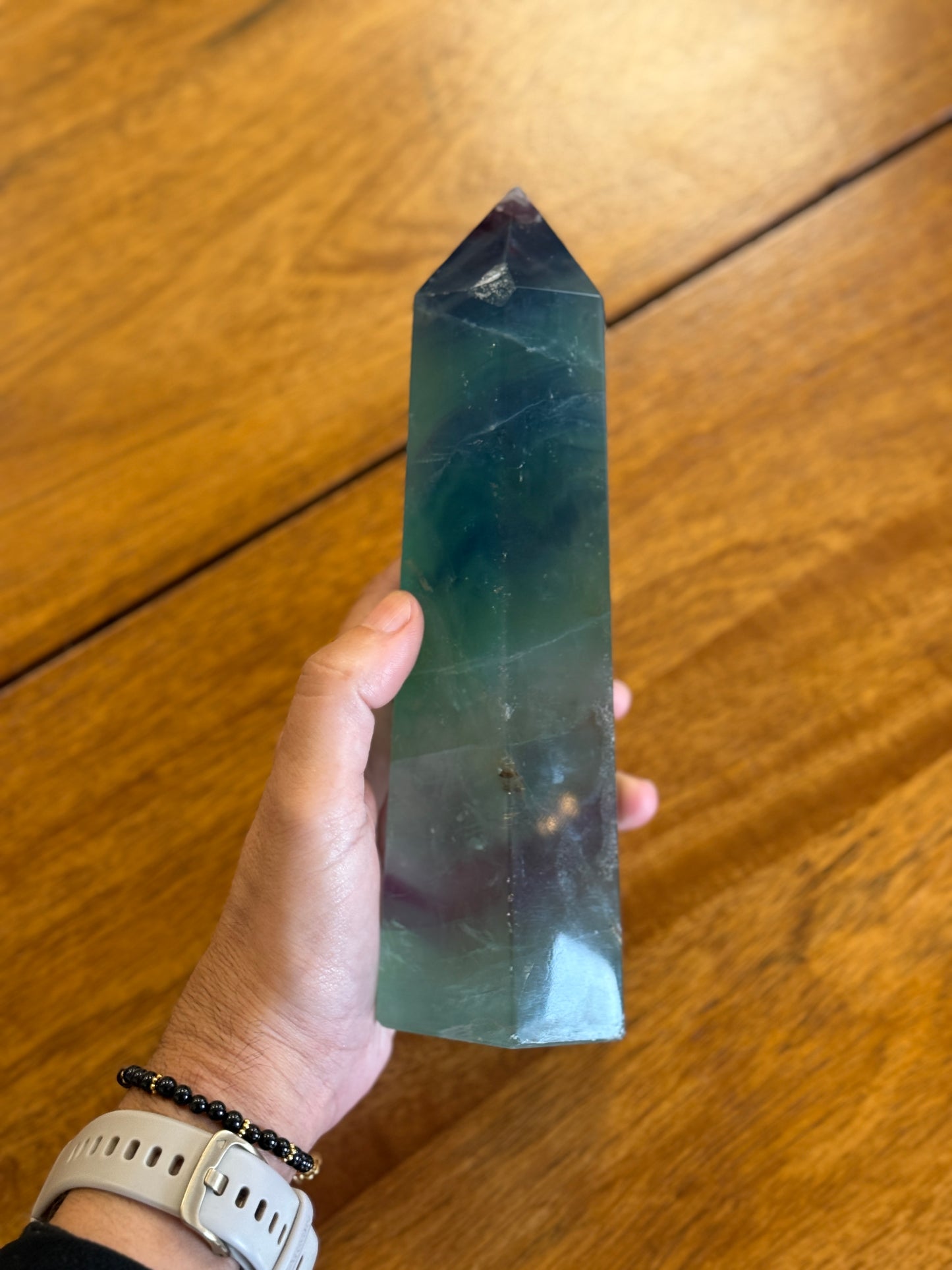 Punta generador de mineral de fluorita multicolor