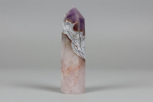 Punta generadora de amatista con ágata blanca mexicana