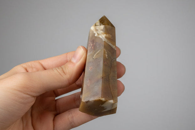 Punta generadora de Calcedonia rosa bandeada