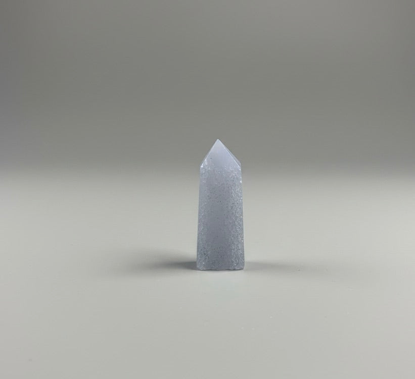 Punta generadora de celestina cristalizada