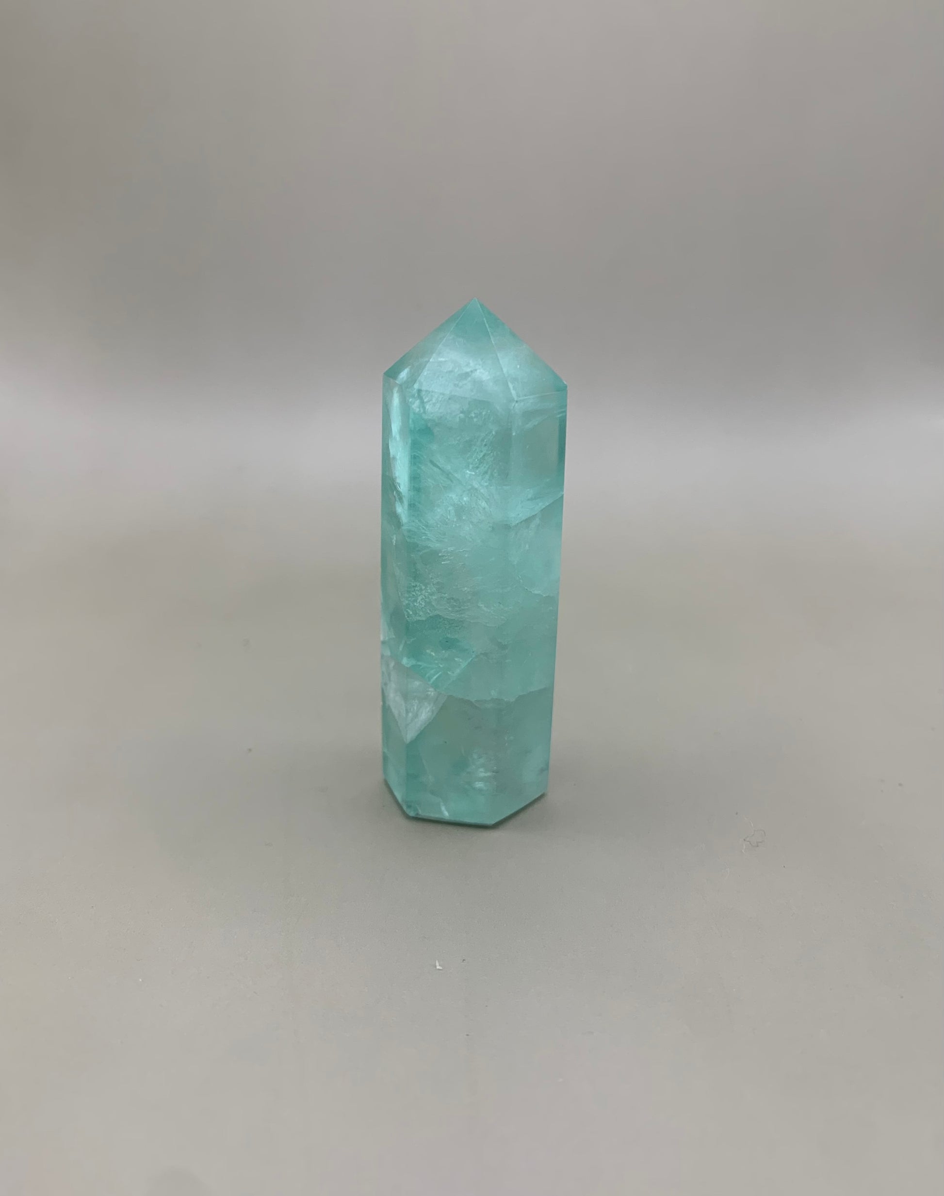 Punta generadora de fluorita verde