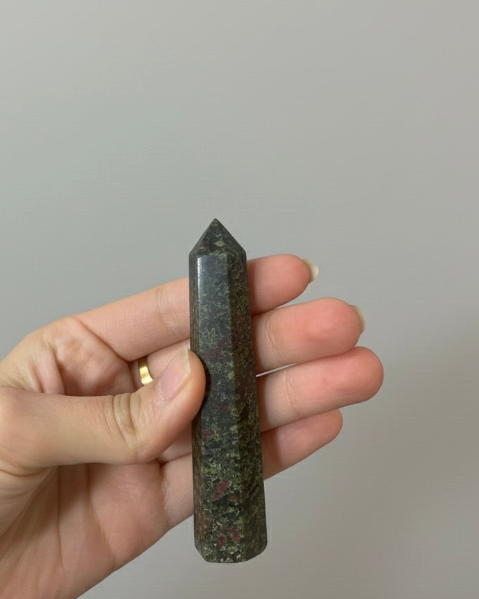 Punta generador de mineral de sangre de dragón