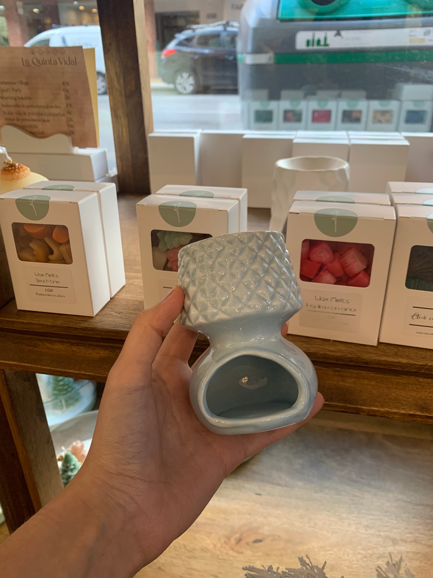 Quemador de esencia en color pastel