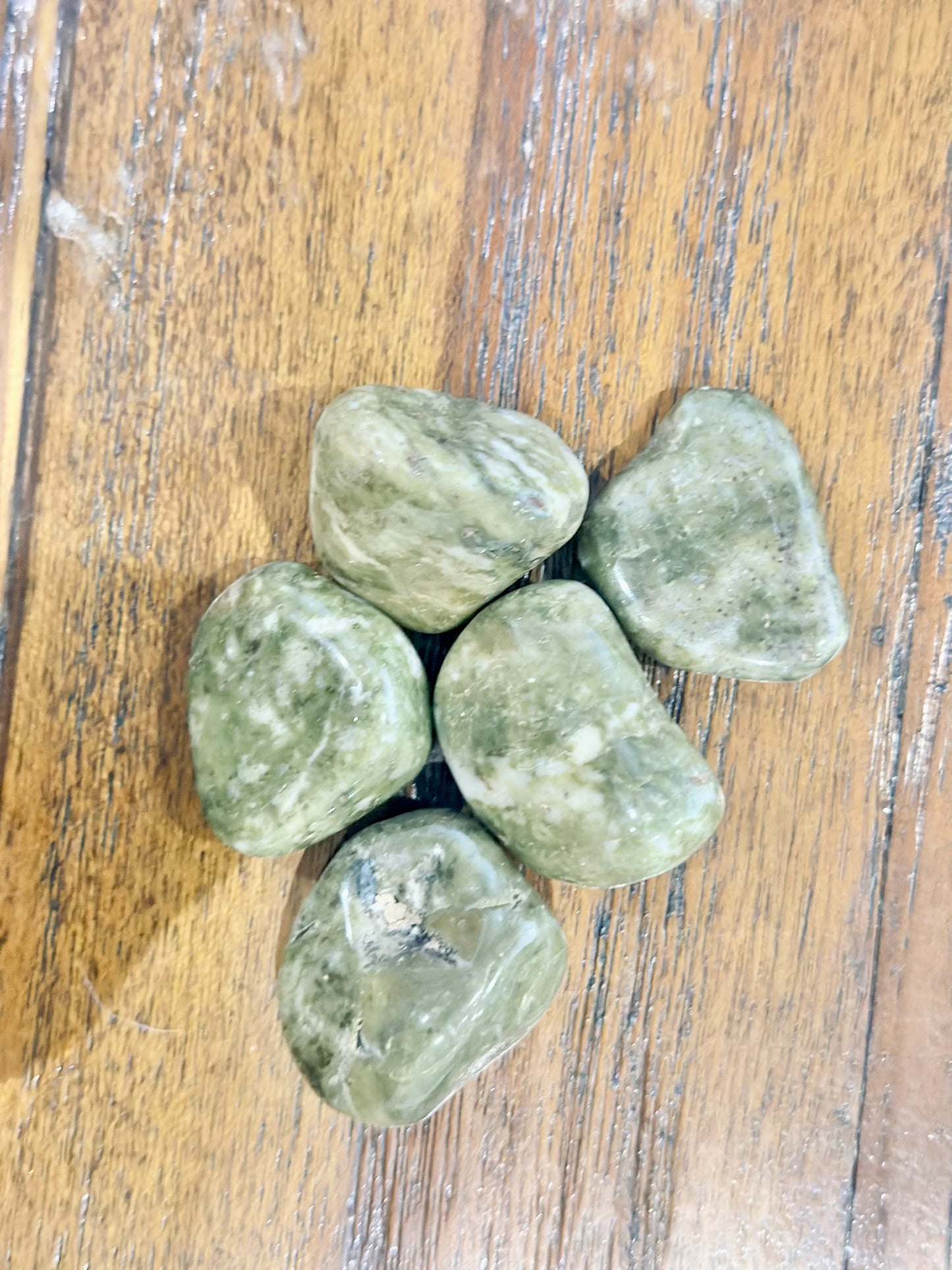 Rodado de Epidota copo de nieve - La Quinta Vidal