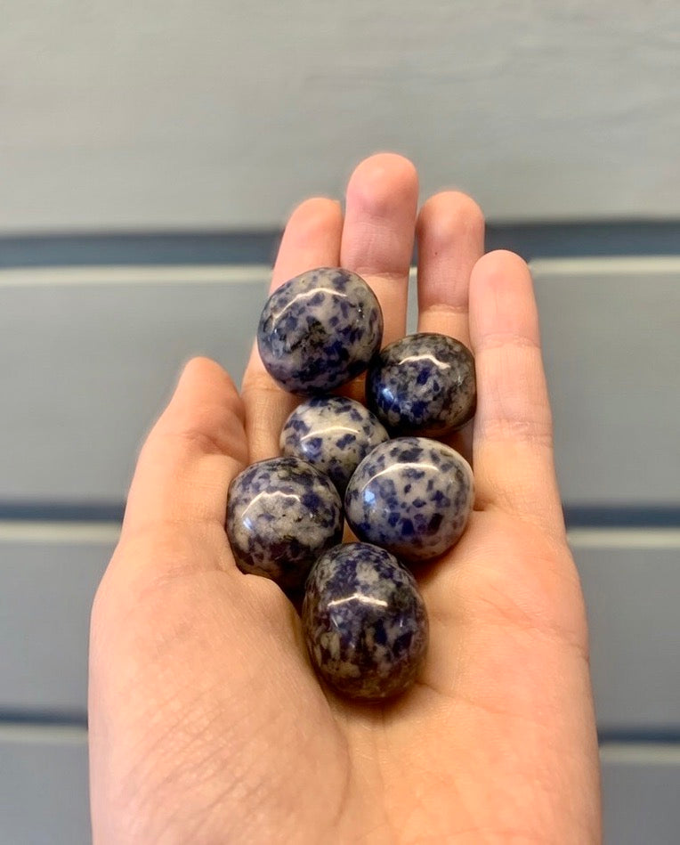 Rodado de jaspe lunar