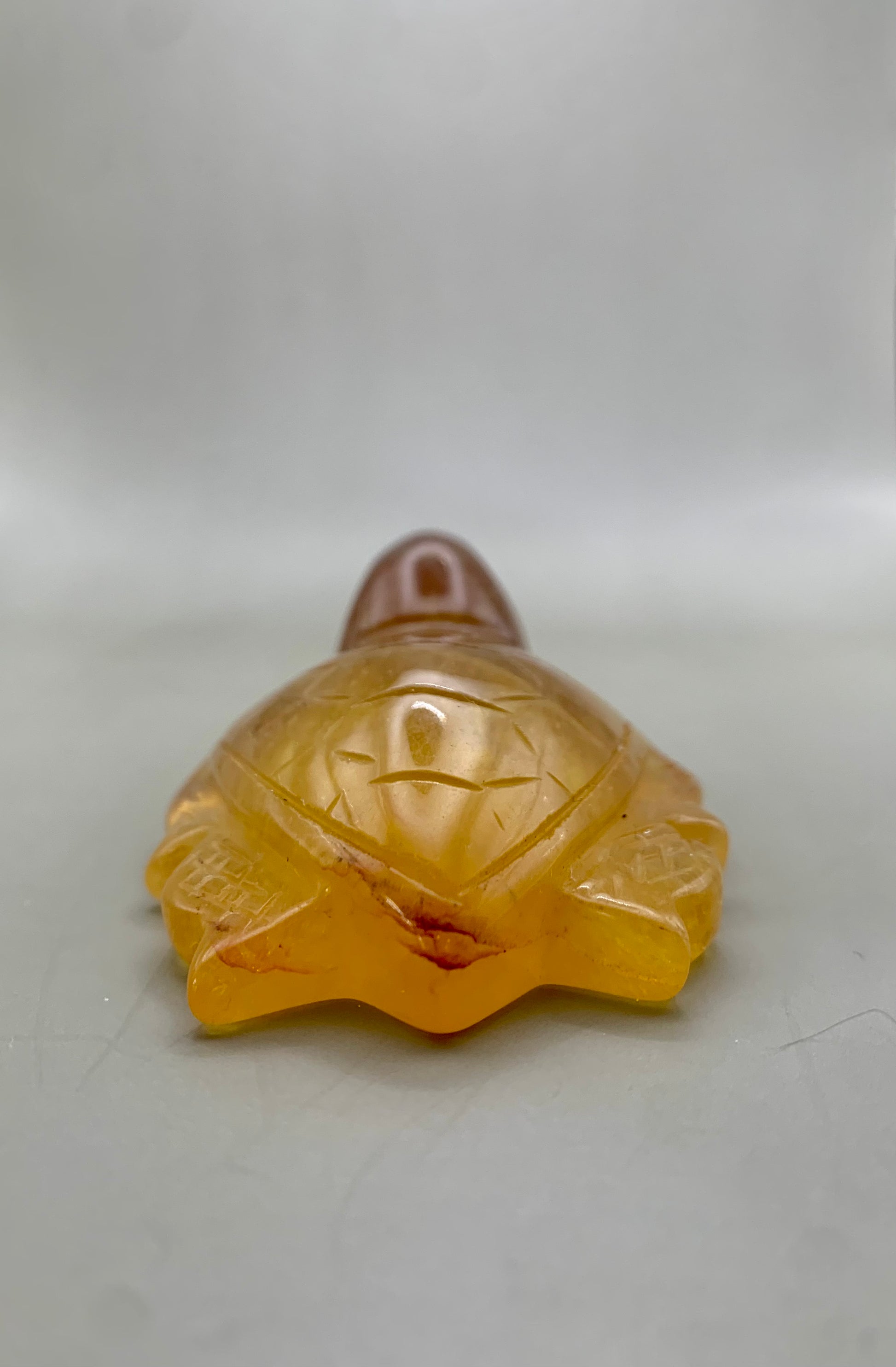 Tortuga de fluorita amarilla