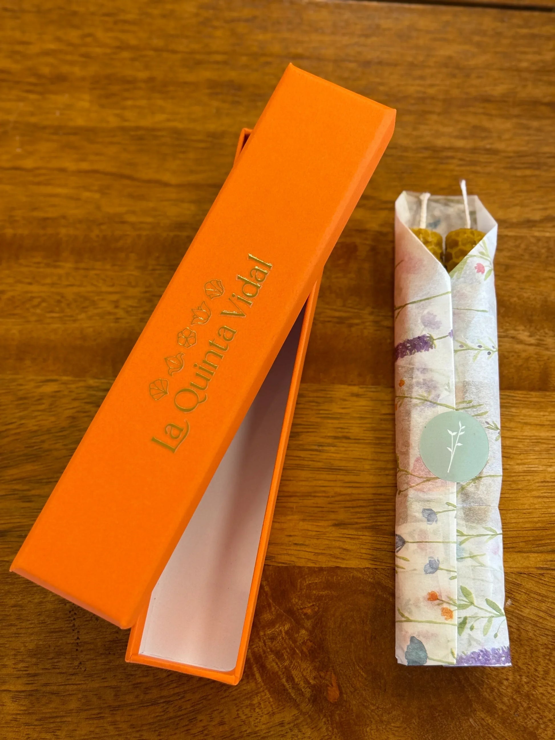 Vela de miel ritualizada 11 22 - La Quinta Vidal