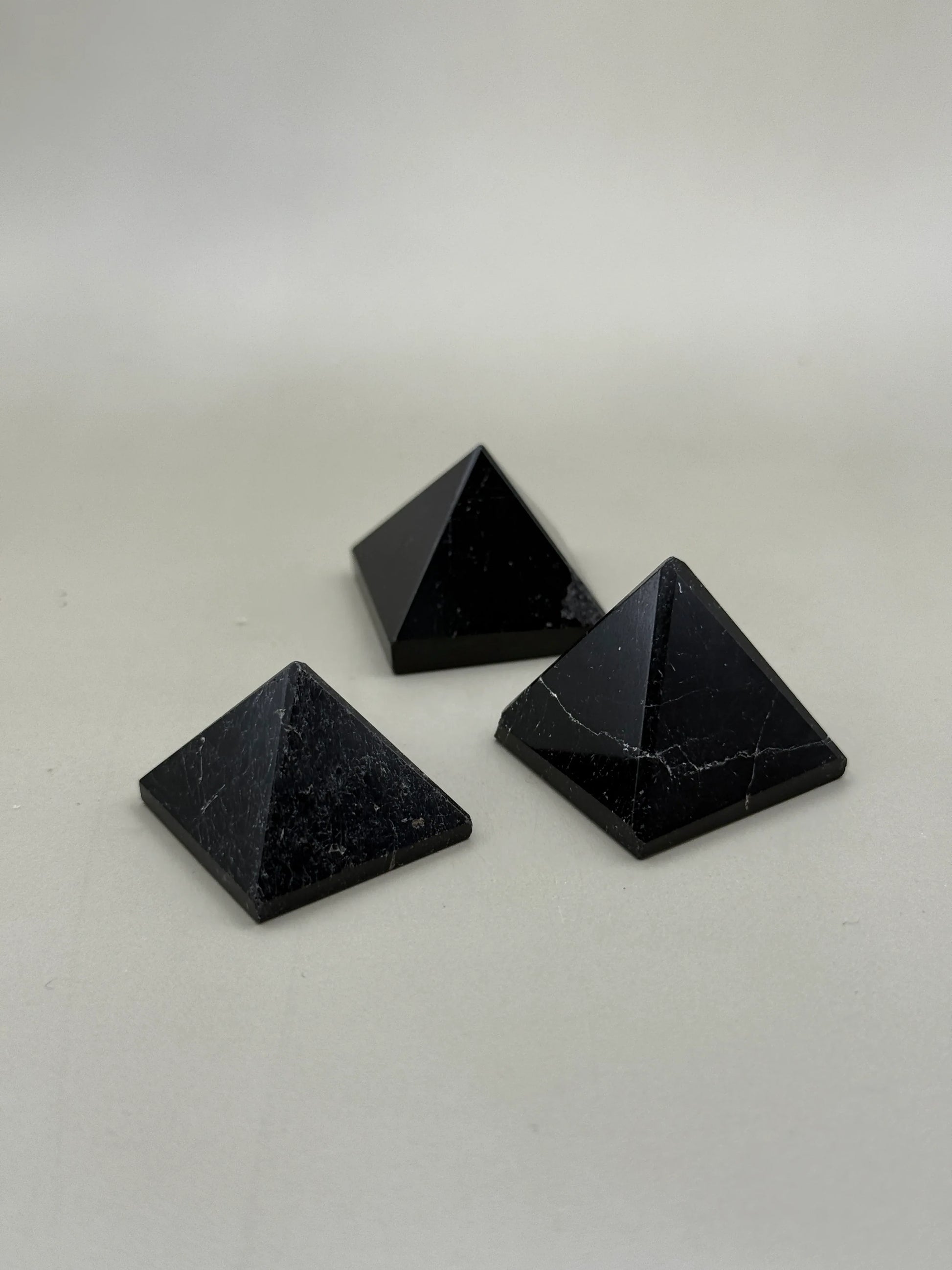 Pirámide de Turmalina Negra - La Quinta Vidal